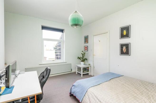 BEDROOM 2