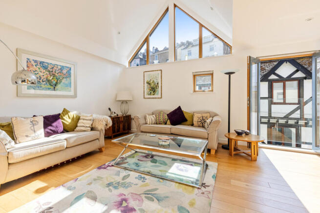 4 Open Plan Living