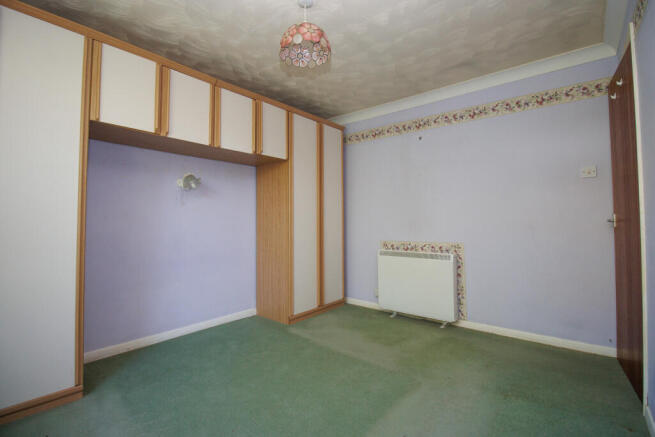 2 bed Semi-Detached Bungalow for sale Image 6