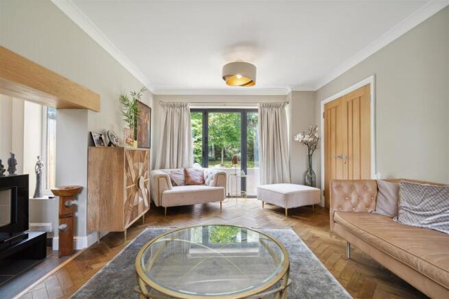 20 Oakley Wood Drive_18.jpg