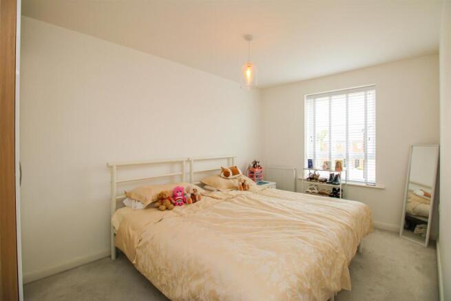 3 bed Detached for sale Image 9