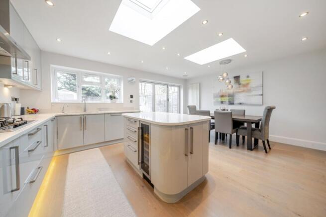 Kitchen/Dining