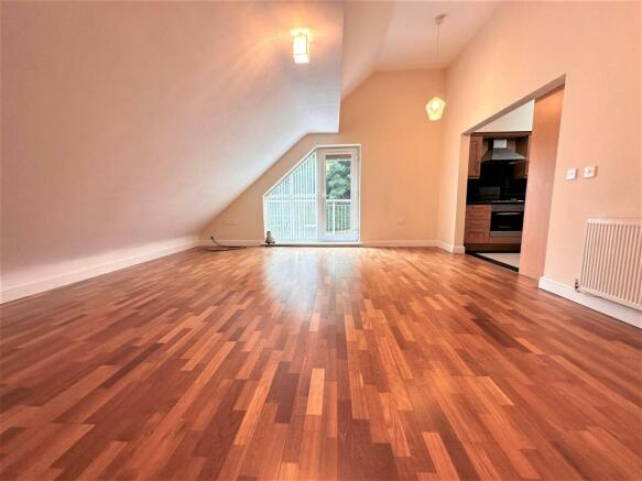 LOUNGE DINING ROOM