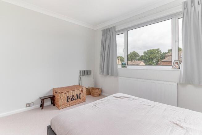 4 bed Detached for sale Image 11