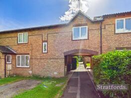 11, Hexham Gardens, Milton Keynes MK3 5EY