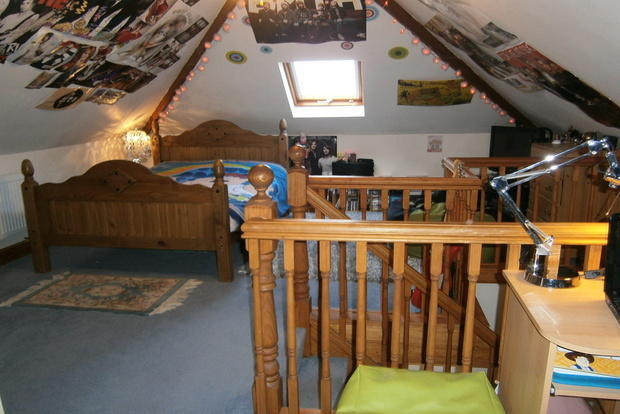 Photo 10