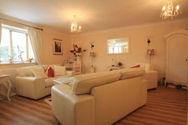 Open Plan Loun...