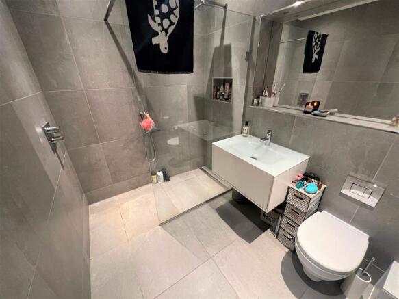 En-Suite.jpg