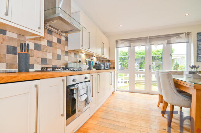 Kitchen Area.JPG