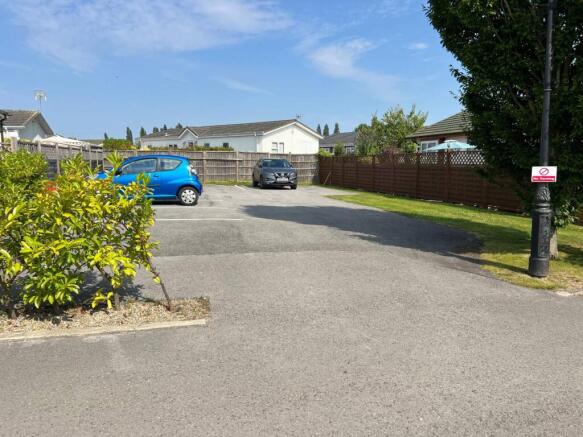 2 bed Park Home for sale Image 4