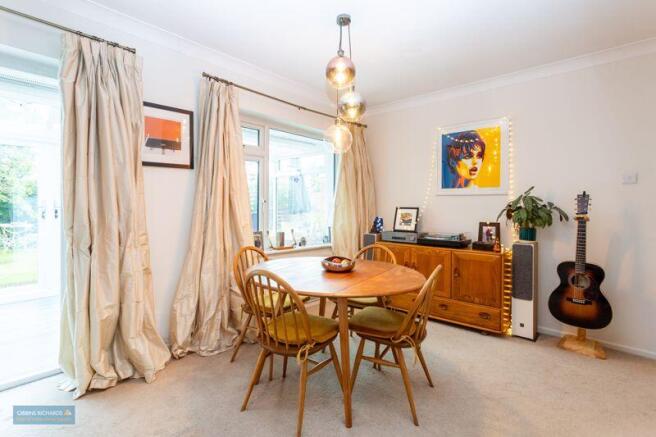 Sitting/Dining Room