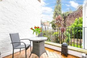 8, St Luke's Road, London W11 1DP
