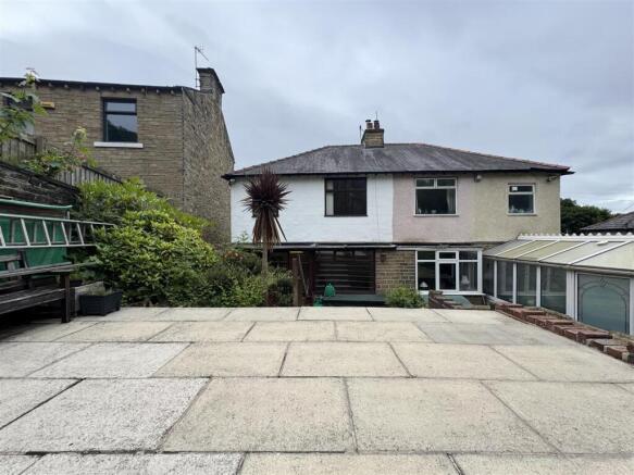 3 bed Semi-Detached for sale Image 2