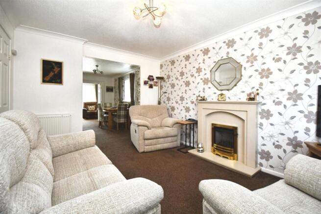 3 bed Detached for sale Image 4