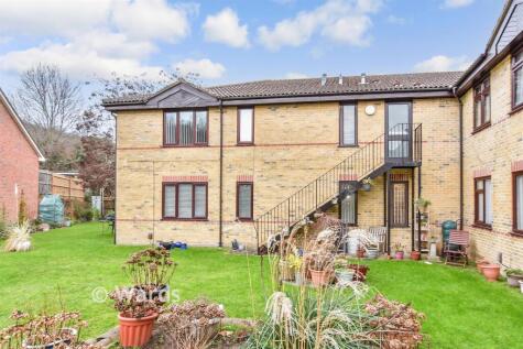 Dove Close, Walderslade, Chatham, Kent