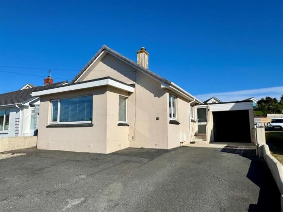 10 Parkland Close
