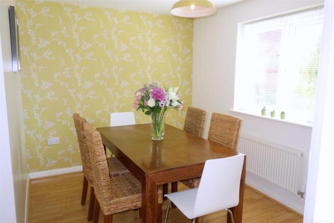 DINING AREA.JPG