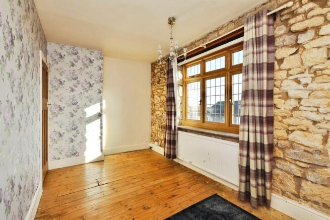 3 bed House to rent Image 11