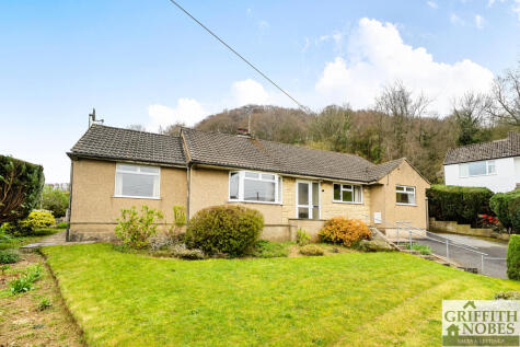 Beechwood Grove, Wotton-under-Edge, Gloucestershire