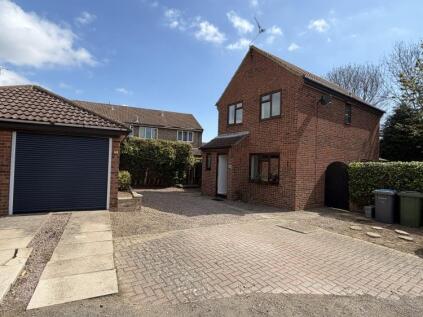 Faulkeners Way, Trimley St. Mary, Felixstowe