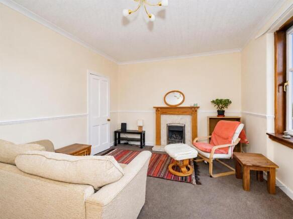 2L 1 Morgan Place Dundee-2.jpg