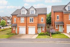 2, Neville Close, St. Albans AL3 5FE