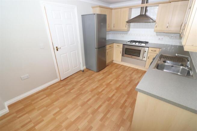 Kitchen / Breakfast Room