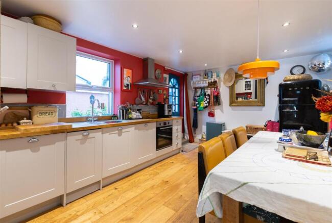 Kitchen diner