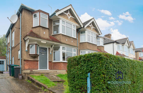 Bethune Avenue, New Southgate, Barnet, London