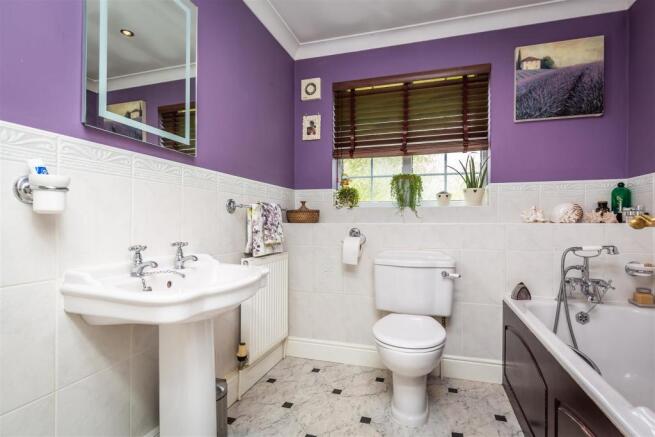 2 Lawson Court, Dunholme, LN2 3UQ-35.jpg
