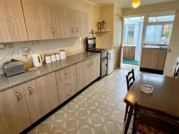 Kitchen/Dining Room