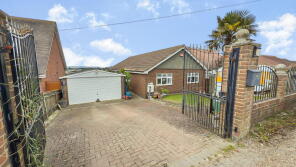 10 Rivenville, Sea Approach, Sheerness ME12 4PD