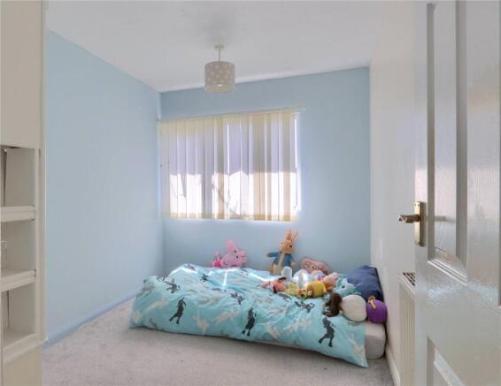 3 bed Terraced for sale Image 10