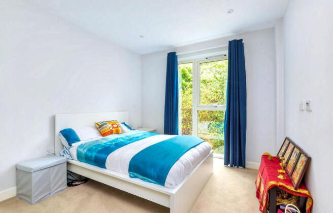 2 bed Apartment for sale Image 6