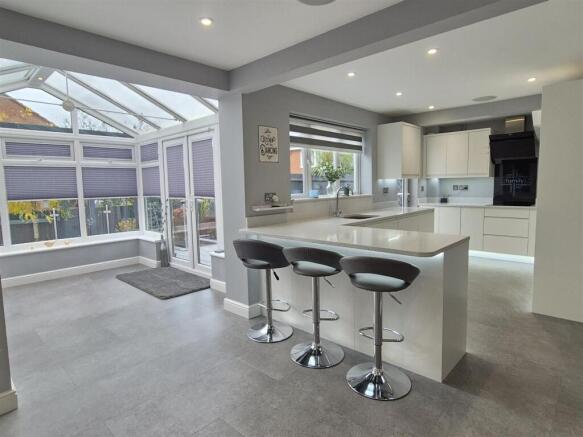 Open Plan Kitchen/Diner