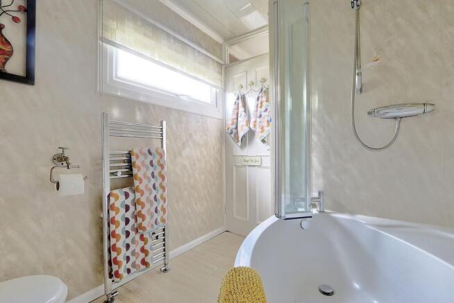 2 bed Terraced for sale Image 11