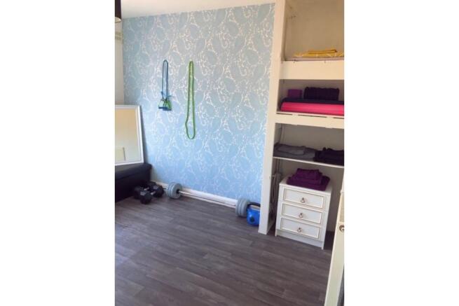 Photo 10