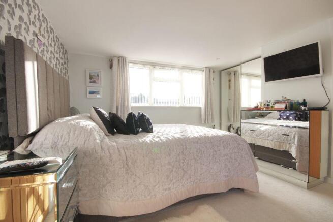 Bedroom 1 (Double with Ensuite)