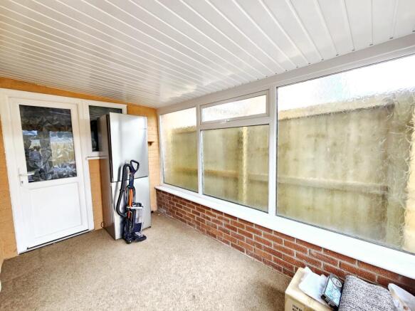 2 bed Bungalow for sale Image 9