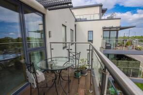 Apartment 55, Castle View Retirement Village, Helston Lane, Windsor SL4 5GG