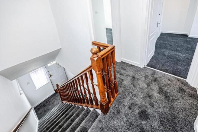 3 bed Semi-Detached for sale Image 11