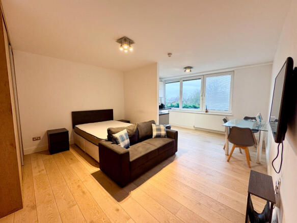 20251218_115226900_iOS