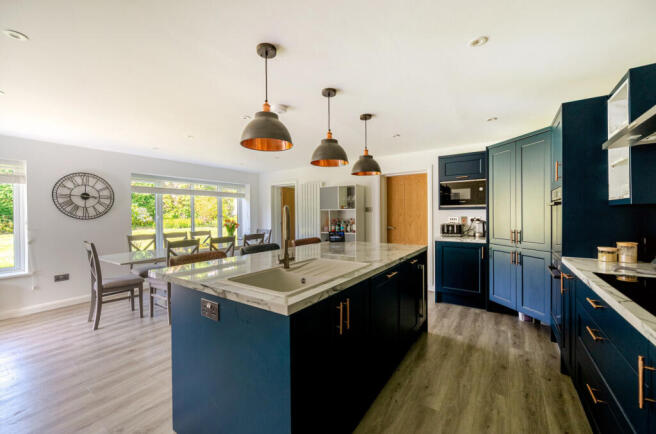 1439449-34-69d675...