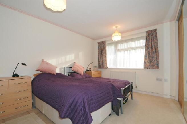 Bedroom 1.jpg