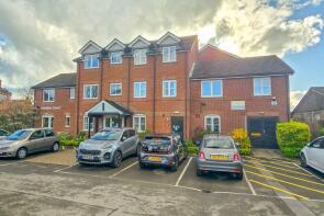 61, Hamilton Court, Lammas Walk, Leighton Buzzard LU7 1JF