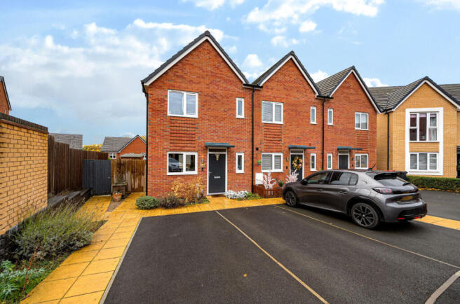 1375259-20-690b2a...