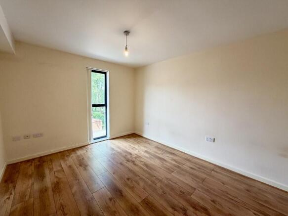 1 bed Flat to rent Image 7