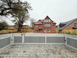 Apartment 5, 176, Tanworth Lane, Shirley, Solihull B90 4DD