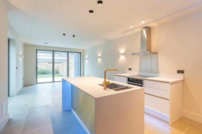 Kitchen / Reception