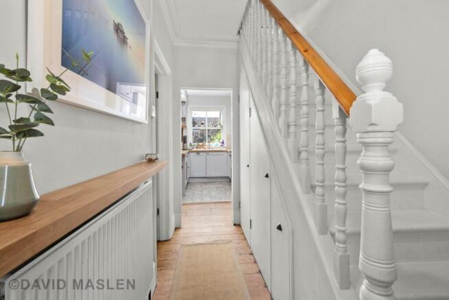 Hallway (2).jpg